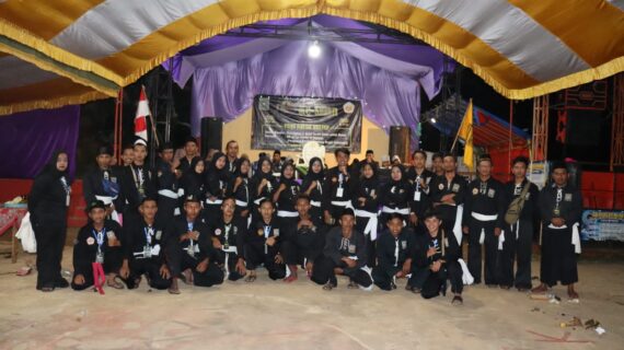 Pemdes Ngromo Lantik Pengurus Karang Taruna Manggala Yudha, SH Terate Beri Ucapan Selamat