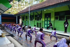 Kepala Sekolah Respon Positif PSHT Menjadi Kegiatan Ekstrakurikuler